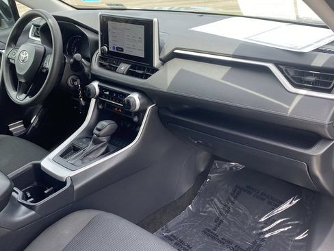 Certified 2025 Toyota RAV4 LE FWD image 18