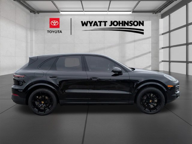 Used 2021 Porsche Cayenne AWD/4WD image 8