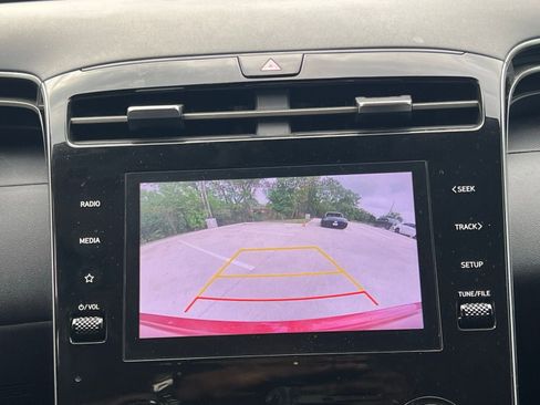 Used 2023 Hyundai Tucson SE image 29