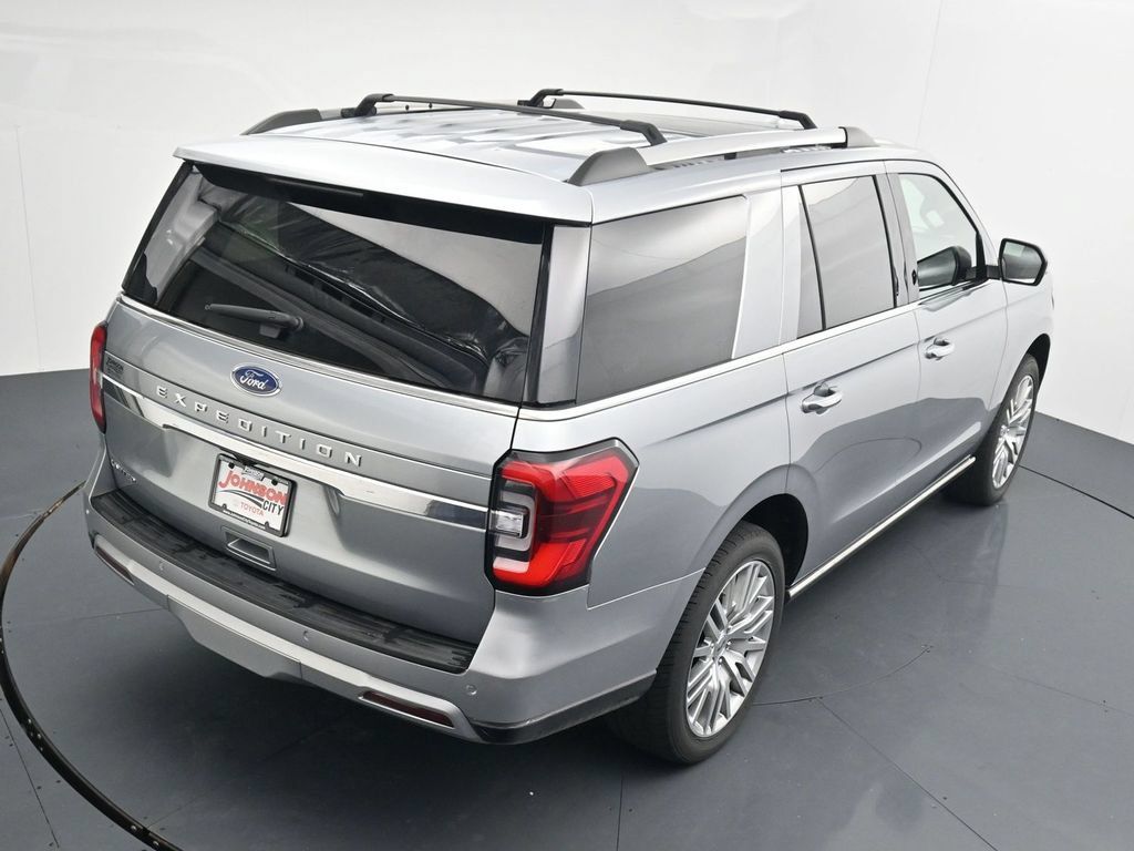 Used 2024 Ford Expedition Limited AWD/4WD image 32