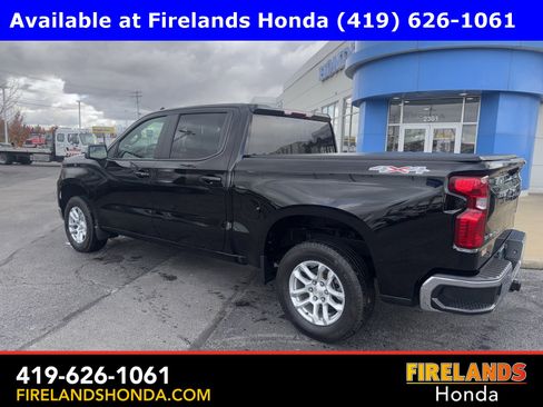 Used 2022 Chevrolet Silverado 1500 LT image 3