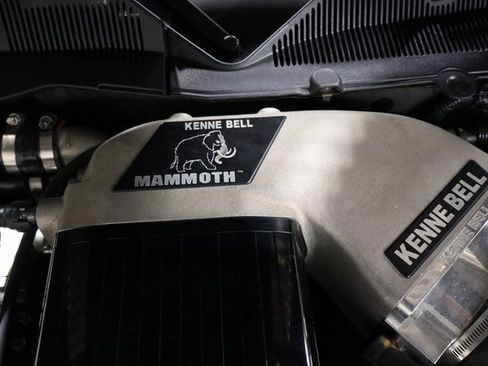 Used 2012 Ford Mustang Shelby GT500 w/ SVT Performance Pkg image 38