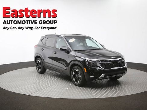 Used 2025 Kia Seltos S FWD image 48