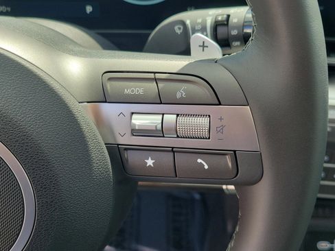 New 2026 Hyundai Kona SEL Premium image 17