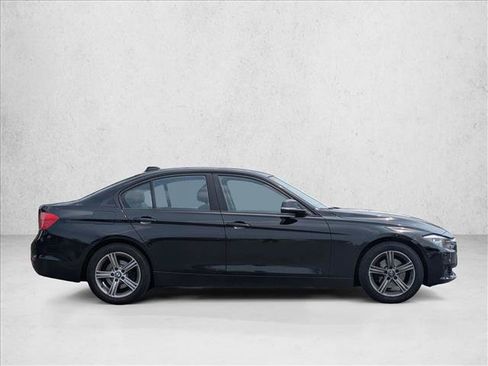 Used 2014 BMW 328i xDrive Sedan AWD/4WD image 4