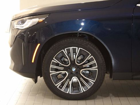 Used 2025 BMW X3 xDrive30i image 4