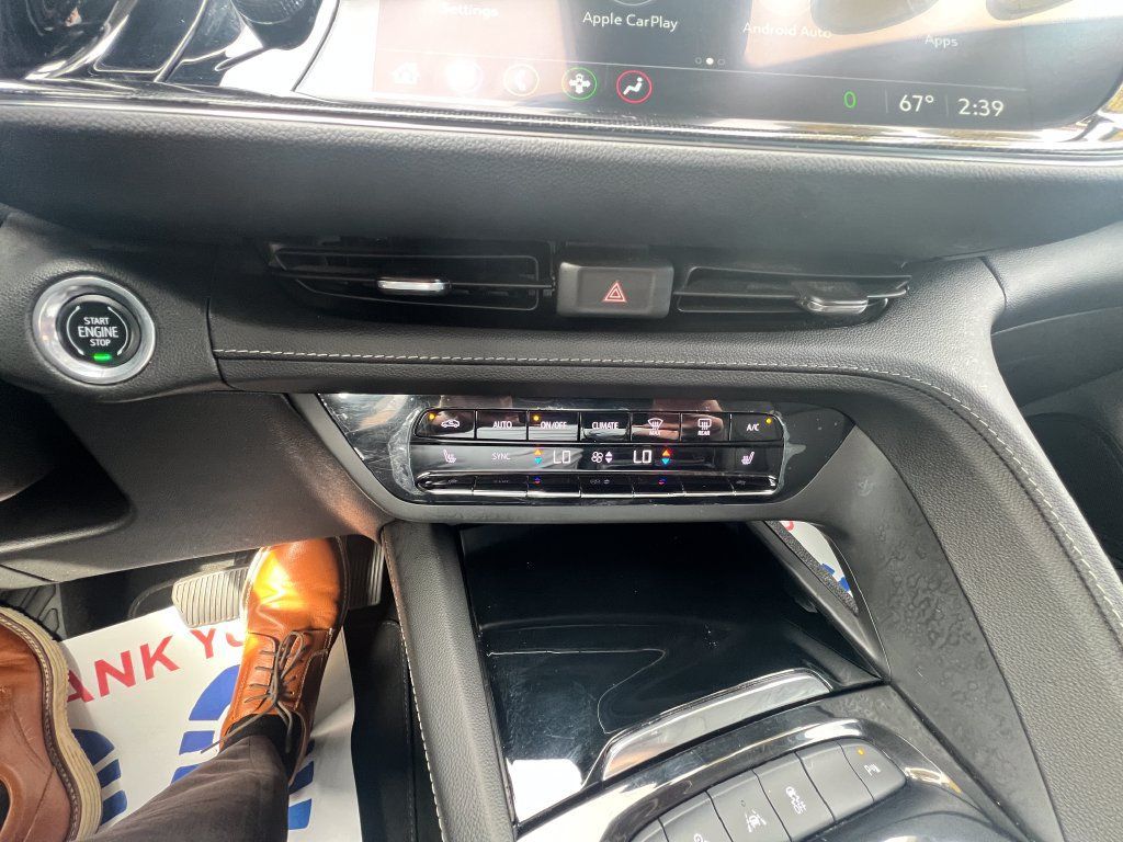 Used 2023 Buick Envision Essence AWD/4WD image 23
