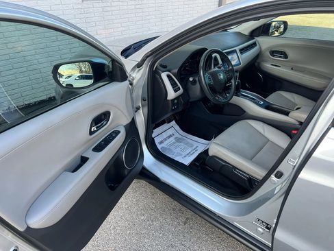 Used 2016 Honda HR-V EX-L image 16