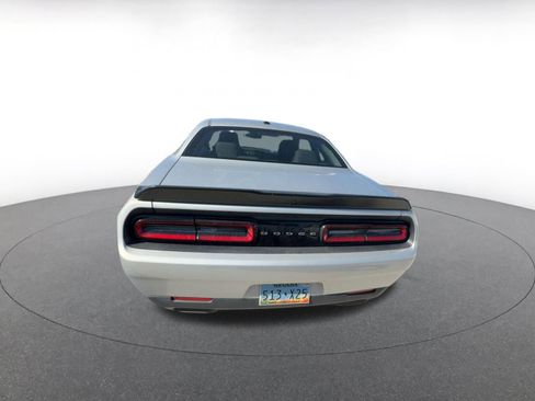 Used 2023 Dodge Challenger SXT image 8