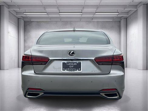 Certified 2023 Lexus LS 500 w/ Accessory Package (Z2) RWD image 4