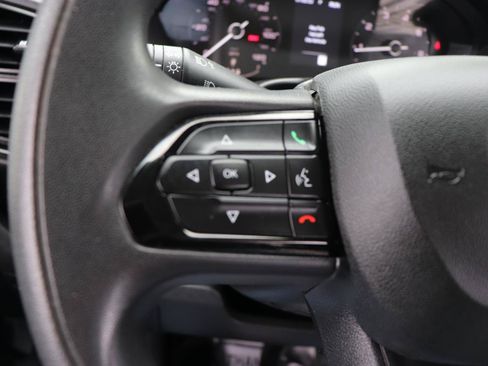 Used 2025 RAM ProMaster 2500 w/ Convenience Group FWD image 18