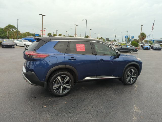 Certified 2022 Nissan Rogue Platinum w/ Head-Up Display Package FWD image 5