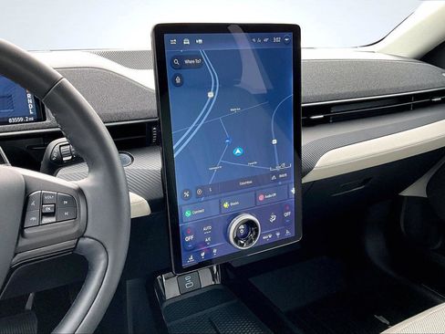 Used 2021 Ford Mustang Mach-E Premium image 7