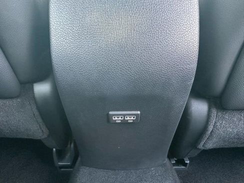 Used 2018 Nissan Altima 2.5 SR w/ SR Special Edition image 19