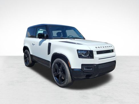 New 2025 Land Rover Defender 90 V8 image 5