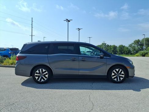 Used 2025 Honda Odyssey EX-L image 2