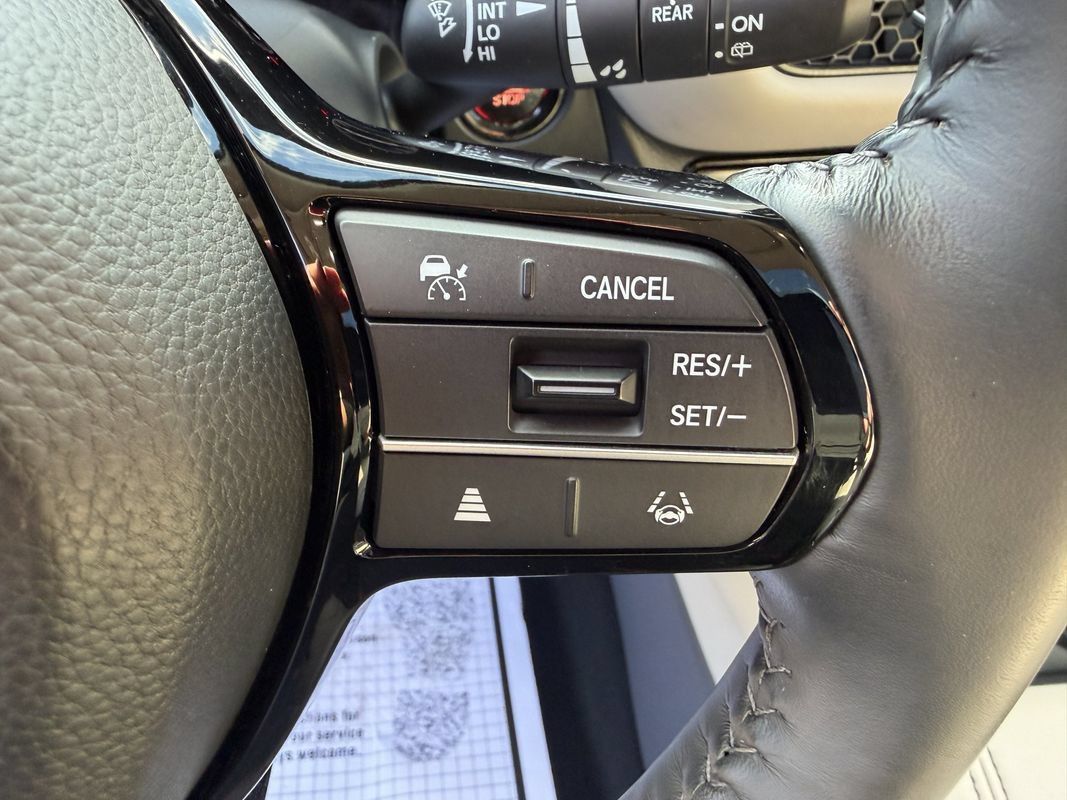 Used 2023 Honda HR-V EX-L image 19