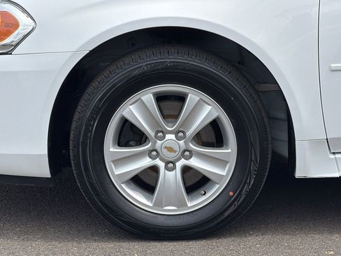 Used 2014 Chevrolet Impala Limited LS FWD image 24