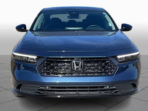 Used 2023 Honda Accord EX-L image 3