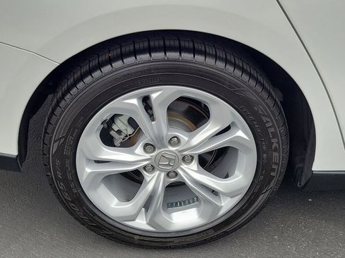 Certified 2024 Honda Accord LX image 7