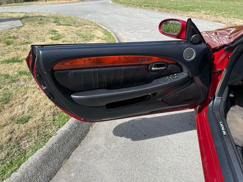 Used 2006 Lexus SC 430 Convertible image 14