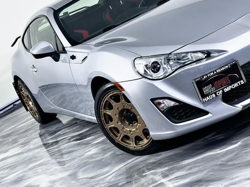 Used 2015 Scion FR-S RWD image 4