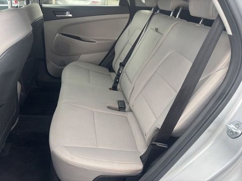 Used 2019 Hyundai Tucson Value AWD/4WD image 9