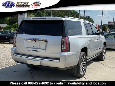 Used 2019 GMC Yukon XL Denali w/ Denali Ultimate Package AWD/4WD image 7