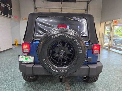 Used 2010 Jeep Wrangler Sport AWD/4WD image 8