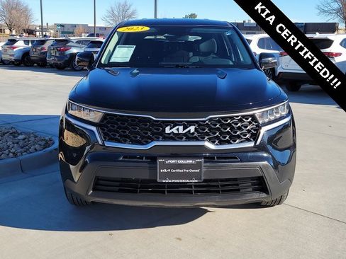 Used 2023 Kia Sorento LX image 5