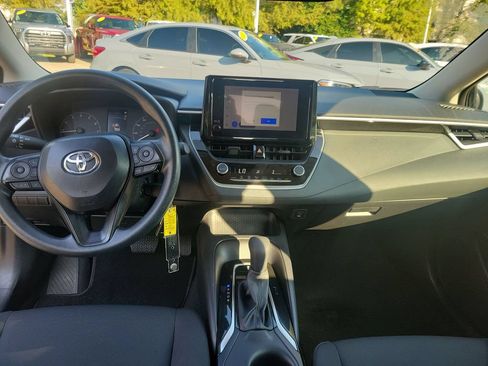 Certified 2025 Toyota Corolla LE FWD image 16