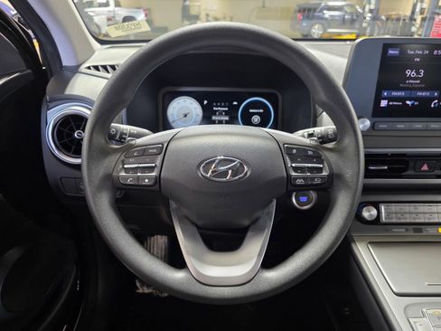 Certified 2023 Hyundai Kona SE w/ Cargo Package image 28