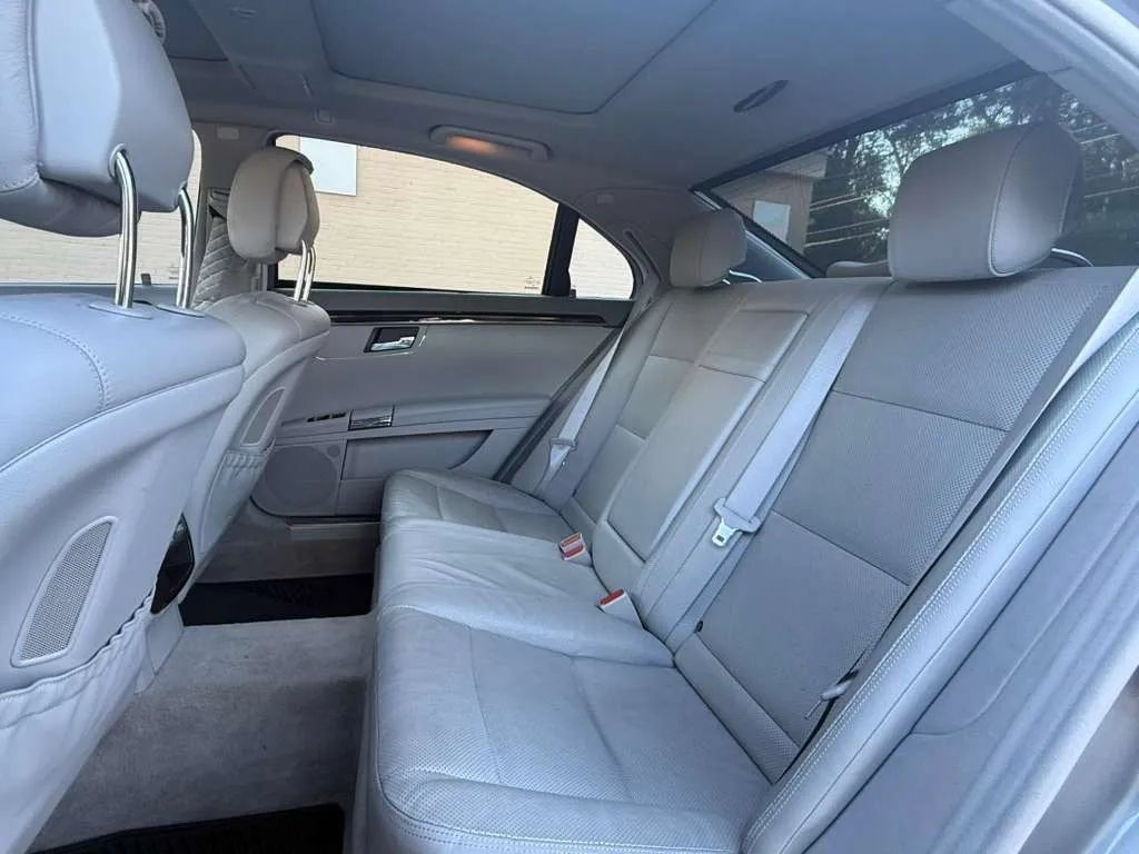 Used 2012 Mercedes-Benz S 550 4MATIC image 26