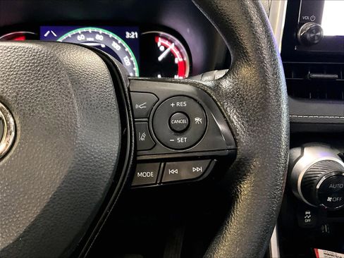 Used 2023 Toyota RAV4 XLE w/ Convenience Package image 24