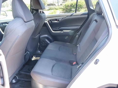 Certified 2023 Toyota RAV4 SE w/ Convenience Package AWD/4WD image 21