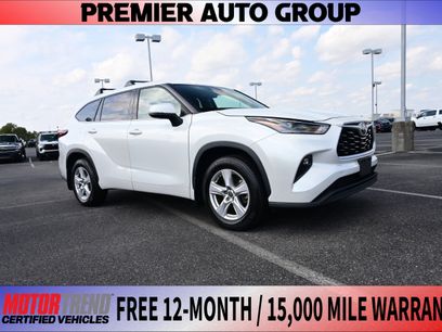 Used 2022 Toyota Highlander LE