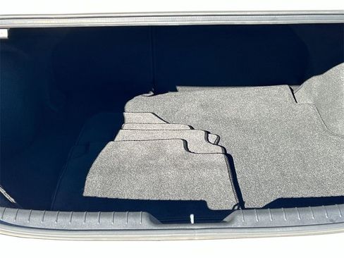 Used 2025 Hyundai Elantra SEL image 16