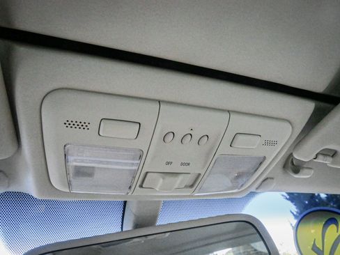 Used 2002 Lexus SC 430 Convertible image 26