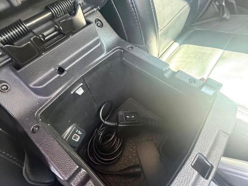Used 2018 Jeep Wrangler Unlimited Sahara AWD/4WD image 34