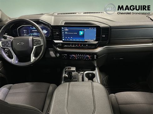 Used 2023 Chevrolet Silverado 1500 RST image 9