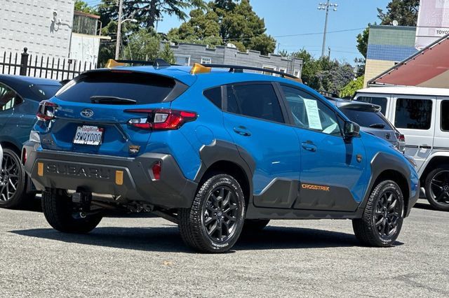 Used 2025 Subaru Crosstrek 2.5i Wilderness w/ Crosstrek Mirror Package AWD/4WD image 4