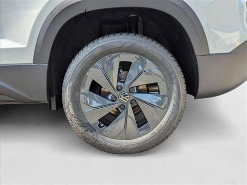 New 2025 Volkswagen Taos S image 9