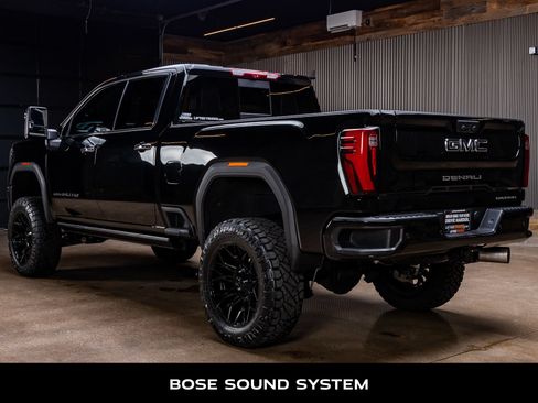 Used 2025 GMC Sierra 2500 Denali Ultimate w/ Max Trailering Package AWD/4WD image 7