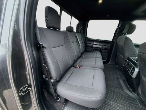 Used 2018 Ford F150 XLT w/ Equipment Group 302A Luxury AWD/4WD image 28