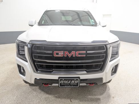Used 2021 GMC Yukon AT4 w/ AT4 Premium Plus Package AWD/4WD image 8