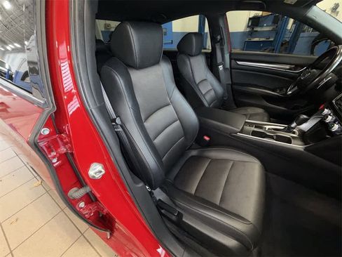 Used 2020 Honda Accord Sport image 15