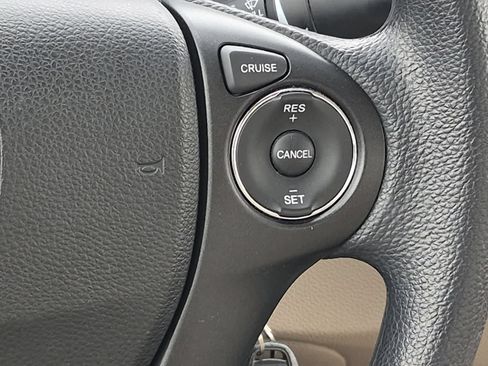 Used 2013 Honda Accord LX image 24