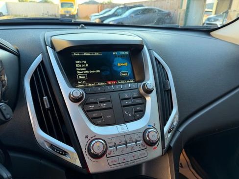 Used 2017 GMC Terrain SLT image 15