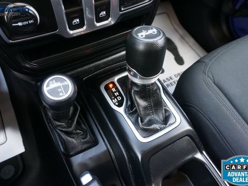 Used 2018 Jeep Wrangler Sport AWD/4WD image 32