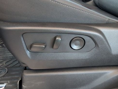 New 2025 Chevrolet Silverado 2500 LT w/ Texas Edition image 13